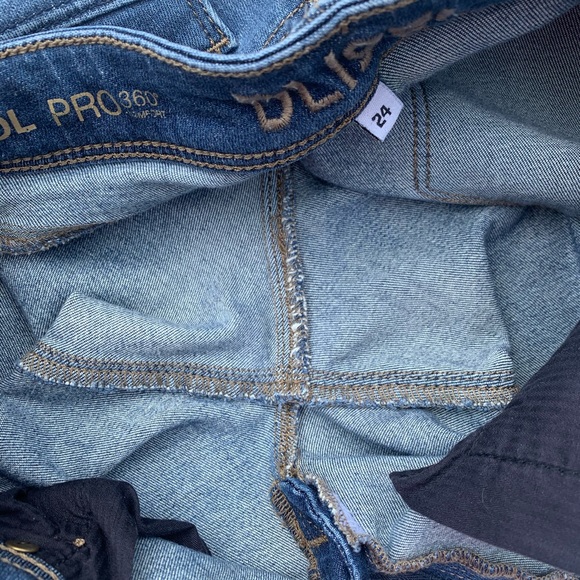 DL1961 Cindy Slim Bootcut Jean | Petite | 0 - Picture 9 of 11